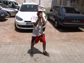 K���k �ocuklar Uyu�turucu Batakl���na S�r�kleniyor